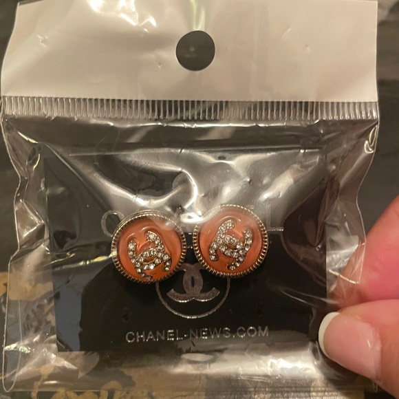 CC Peach and Silver Stud Earrings - Picture 2 of 4